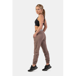 NEBBIA : ШТАНИ ICONIC MID-WAIST SWEATPANTS 408 "BROWN"