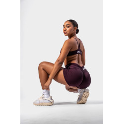 NEBBIA : ШОРТИ V-shaping Belt Shorts STRONG BEAUTY 428 "Dark Red"