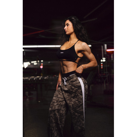 NEBBIA : ШТАНЫ Oversized Sweatpants POWER 896 " Light Brown Camo"